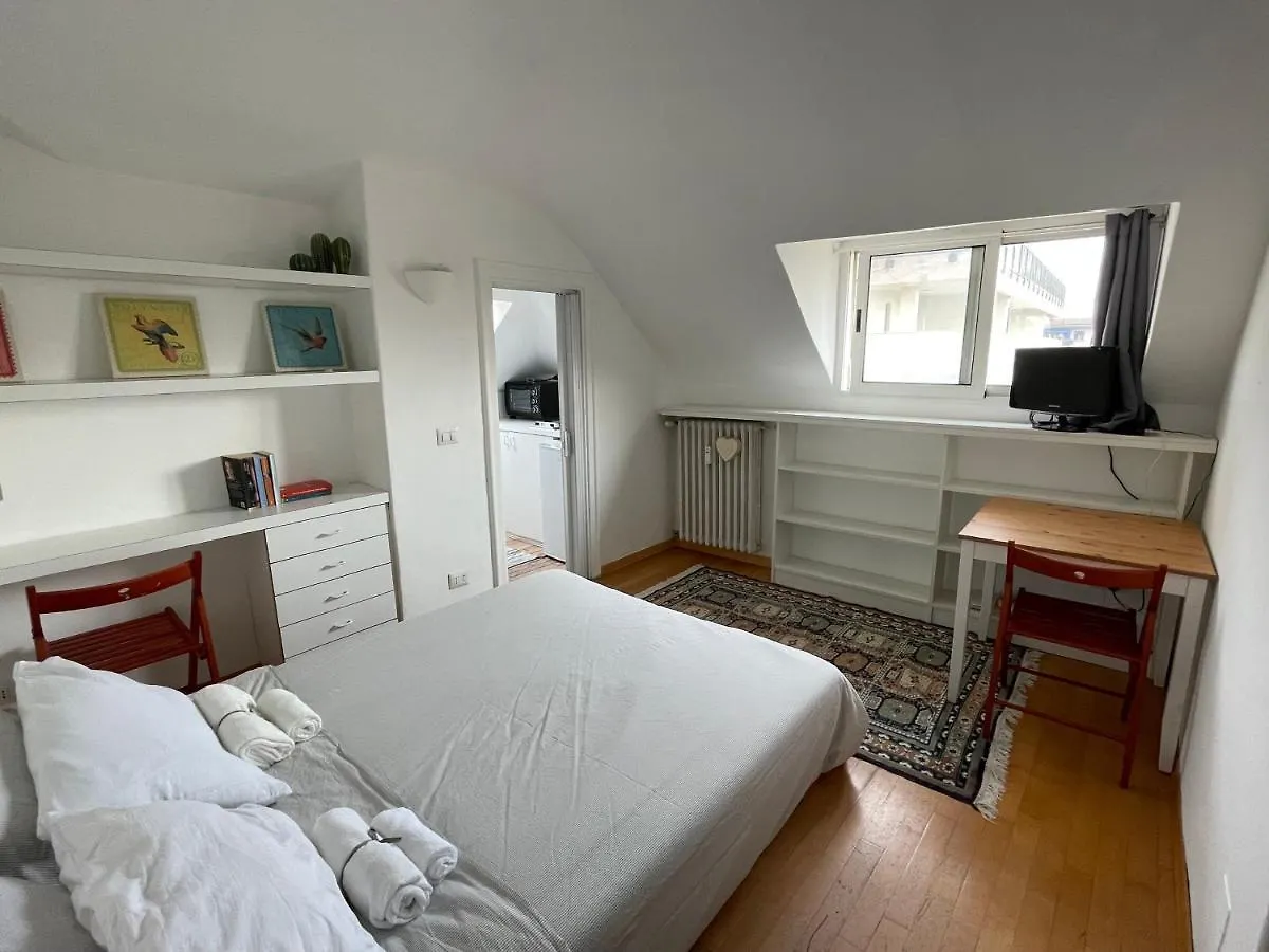 Tortona Tiny Attic Directly Connected To Duomo Appartamento Milano