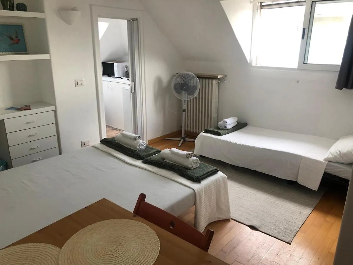Tortona Tiny Attic Directly Connected To Duomo Appartamento Milano